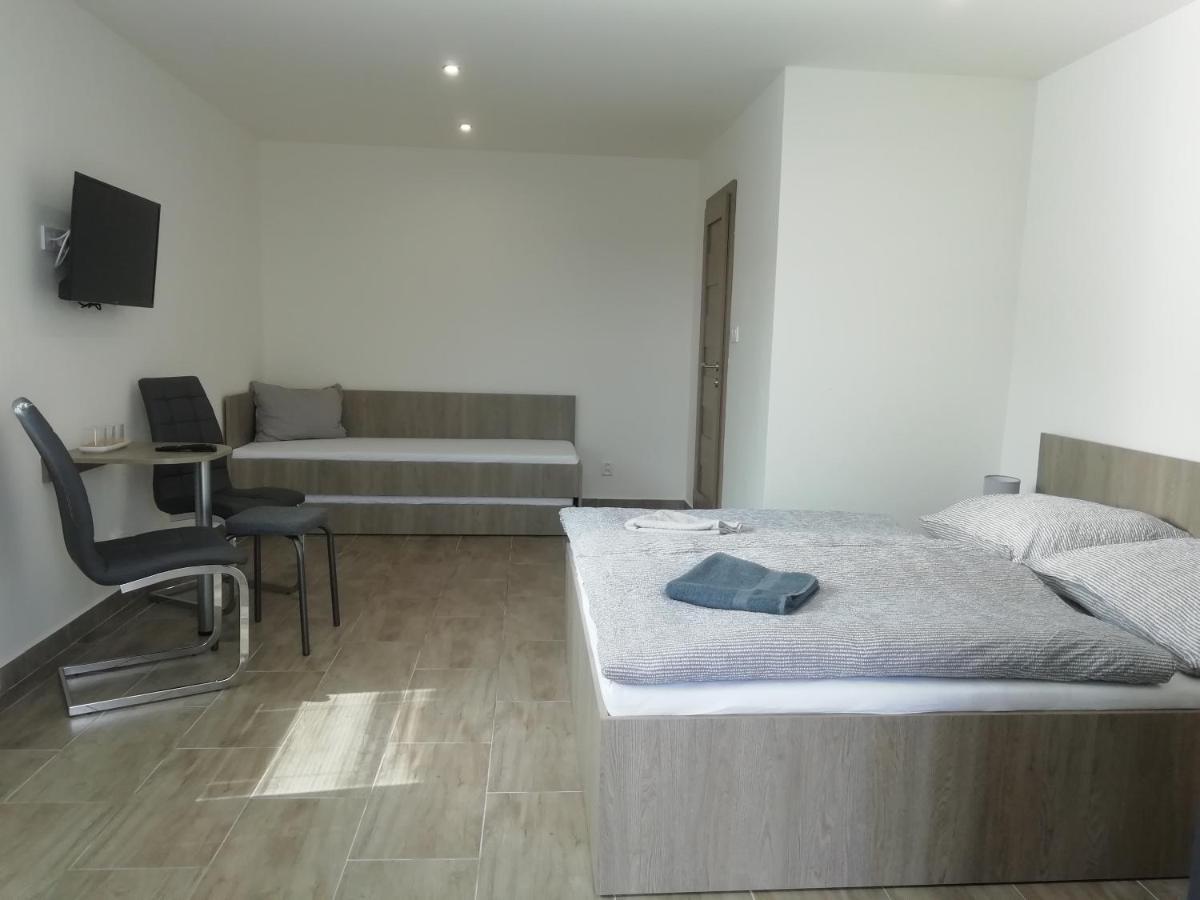 Vila Lada Dedinky Extérieur photo