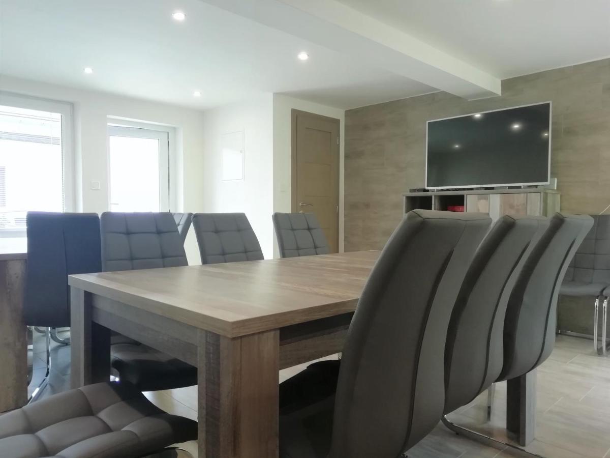 Vila Lada Dedinky Extérieur photo